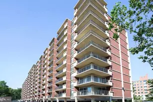 1300 Army Navy Dr, Arlington, VA 22202 - Photo 1