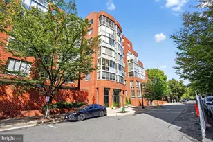 1050 N Taylor St, Arlington, VA 22201 - Photo 1