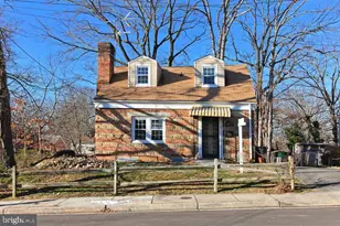 2104 S Nelson St, Arlington, VA 22204 - Photo 1
