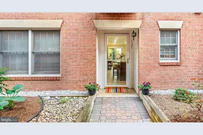 6924 Fairfax Drive #122, Arlington, VA 22213 - Photo 1