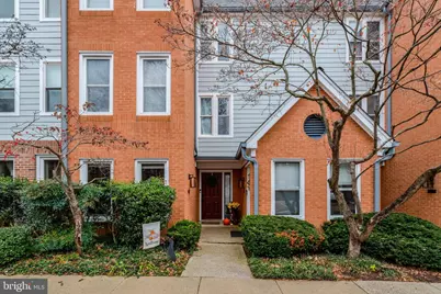 2101 N Rolfe Street #C, Arlington, VA 22209 - Photo 1