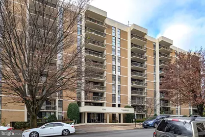1016 S Wayne Street S #604, Arlington, VA 22204 - Photo 1