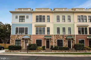 2132 N Tazewell Ct, Arlington, VA 22207 - Photo 1