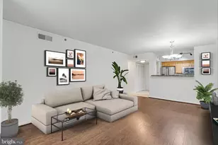 1024 N Utah St, Arlington, VA 22201 - Photo 1