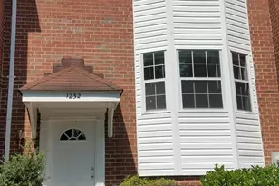 1232 N Vernon St, Arlington, VA 22201 - Photo 1