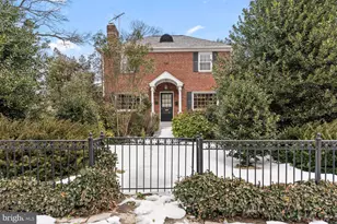 301 S Ivy St, Arlington, VA 22204 - Photo 1