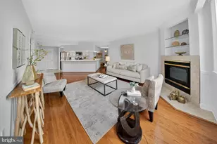 1276 N Wayne St, Arlington, VA 22201 - Photo 1