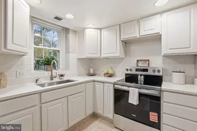 3059 S Buchanan Street #B1, Arlington, VA 22206 - Photo 1