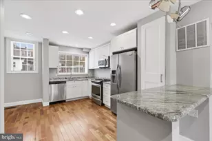 814 S Oak St, Arlington, VA 22204 - Photo 1