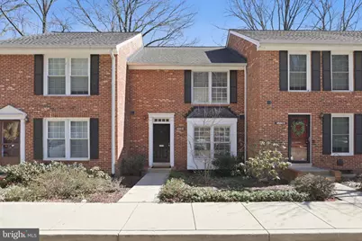 2544 S Walter Reed Drive #B, Arlington, VA 22206 - Photo 1