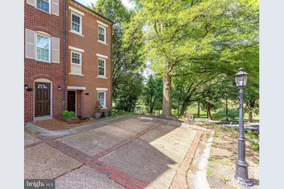 1824 21st Street N, Arlington, VA 22209 - Photo 1