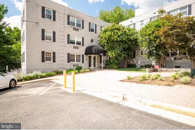 2026 N Vermont Street #301, Arlington, VA 22207 - Photo 1