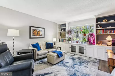 1612 W Abingdon Drive #202, Alexandria, VA 22314 - Photo 1