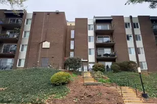 75 S Reynolds St, Alexandria, VA 22304 - Photo 1