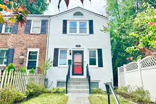 1010 Bashford Ln, Alexandria, VA 22314 - Photo 1