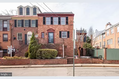 909 S Lee Street, Alexandria, VA 22314 - Photo 1