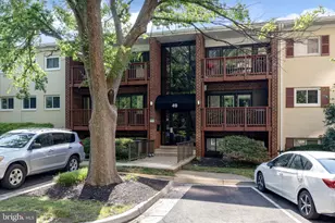 49 Skyhill Rd, Alexandria, VA 22314 - Photo 1