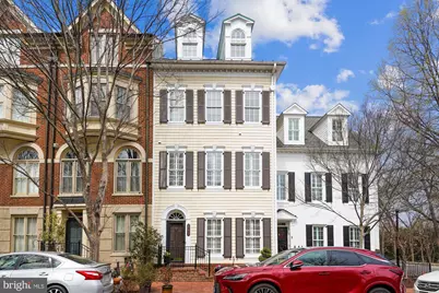 703 Rose Square, Alexandria, VA 22314 - Photo 1
