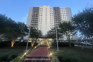 801 N Pitt Street N, Alexandria, VA 22314 - Photo 1