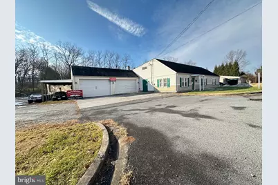 635 E Main Street, Berryville, VA 22611 - Photo 1