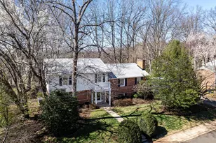 2513 Hillwood Pl, Charlottesville, VA 22901 - Photo 1