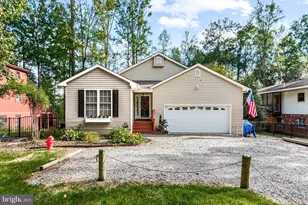 686 Lake Caroline Dr, Ruther Glen, VA 22546 - Photo 1