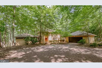 941 Wilton Coves Drive, Hartfield, VA 23071 - Photo 1