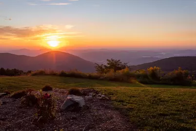 1616 Overlook Overlook, Roseland, VA 22967 - Photo 1
