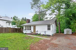415 S Main St, Gordonsville, VA 22942 - Photo 1