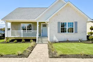 320 8th Ave, Luray, VA 22835 - Photo 1