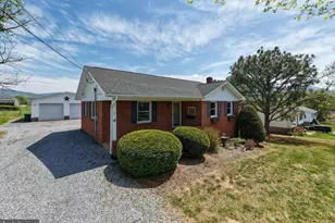 3 Cedar Dr, Luray, VA 22835 - Photo 1