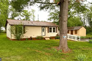 400 6th St, Luray, VA 22835 - Photo 1