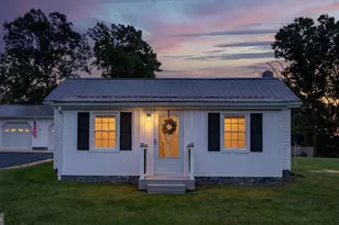 414 Massanutten Ave, Shenandoah, VA 22849 - Photo 1