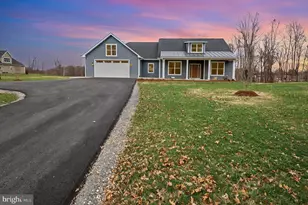 15641 Sunshine Rdg Ln, Gainesville, VA 20155 - Photo 1