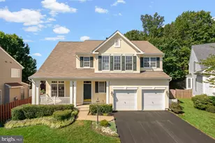 13089 Pilgrims Inn Dr, Woodbridge, VA 22193 - Photo 1