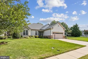 14015 Breeders Cup Dr, Gainesville, VA 20155 - Photo 1