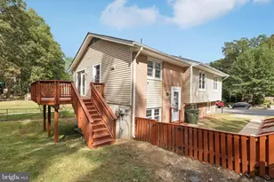 12526 Oakwood Dr, Woodbridge, VA 22192 - Photo 1