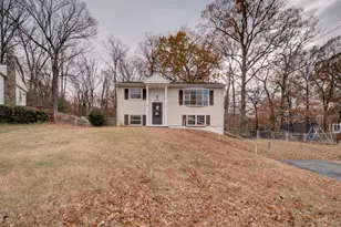 15140 Georgia Rd, Woodbridge, VA 22191 - Photo 1