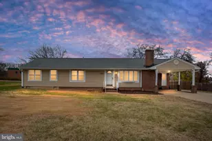 1412 Devils Reach Rd, Woodbridge, VA 22192 - Photo 1