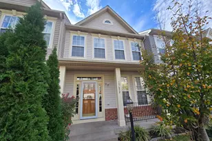 15692 William Bayliss Ct, Woodbridge, VA 22191 - Photo 1