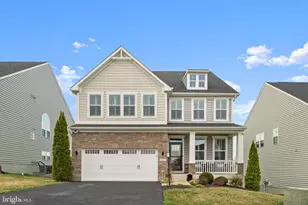 4513 Cotswold Manor Loop, Woodbridge, VA 22192 - Photo 1