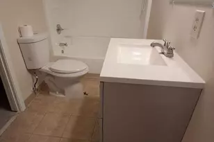 12596 Colebrook Ct, Woodbridge, VA 22192 - Photo 8