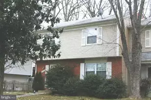 12596 Colebrook Ct, Woodbridge, VA 22192 - Photo 2