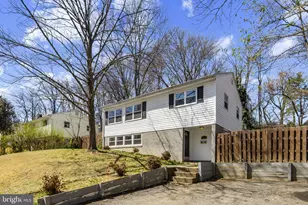 13312 Maple Leaf Ln, Woodbridge, VA 22191 - Photo 1