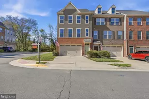 8966 Bridle Ridge Ln, Manassas, VA 20110 - Photo 1