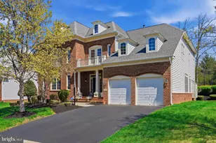 8033 Tysons Oaks Ct, Gainesville, VA 20155 - Photo 1