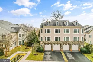 11241 Wortham Crest Cir, Manassas, VA 20109 - Photo 1