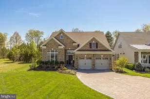 6202 Chancellorsville Dr, Gainesville, VA 20155 - Photo 1