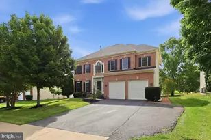 18805 Hundred Acre Ln, Triangle, VA 22172 - Photo 1
