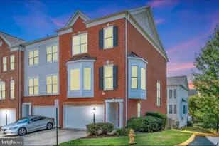 2433 Brookmoor Ln, Woodbridge, VA 22191 - Photo 1